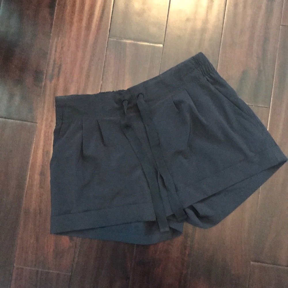 Lululemon Spring Break Short 6